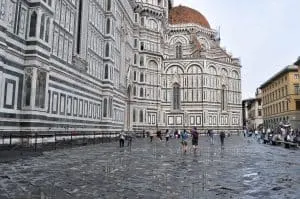 We were only in Florence for a day, so we focused on the must sees. We stuck to the Ds (the David and the Duomo), the Gs (Giotto's bell tower and gelato) and the Ps (Michelangelo Piazza and pizza).
