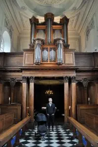 Wren Chapel in Pembroke College at Cambridge University, England | Each college has it's own deep history, unique architecture, and stunning grounds and gardens to explore.
