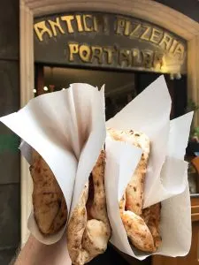 Margherita pizza in Naples, Italy | Our favorite travel experiences of 2016