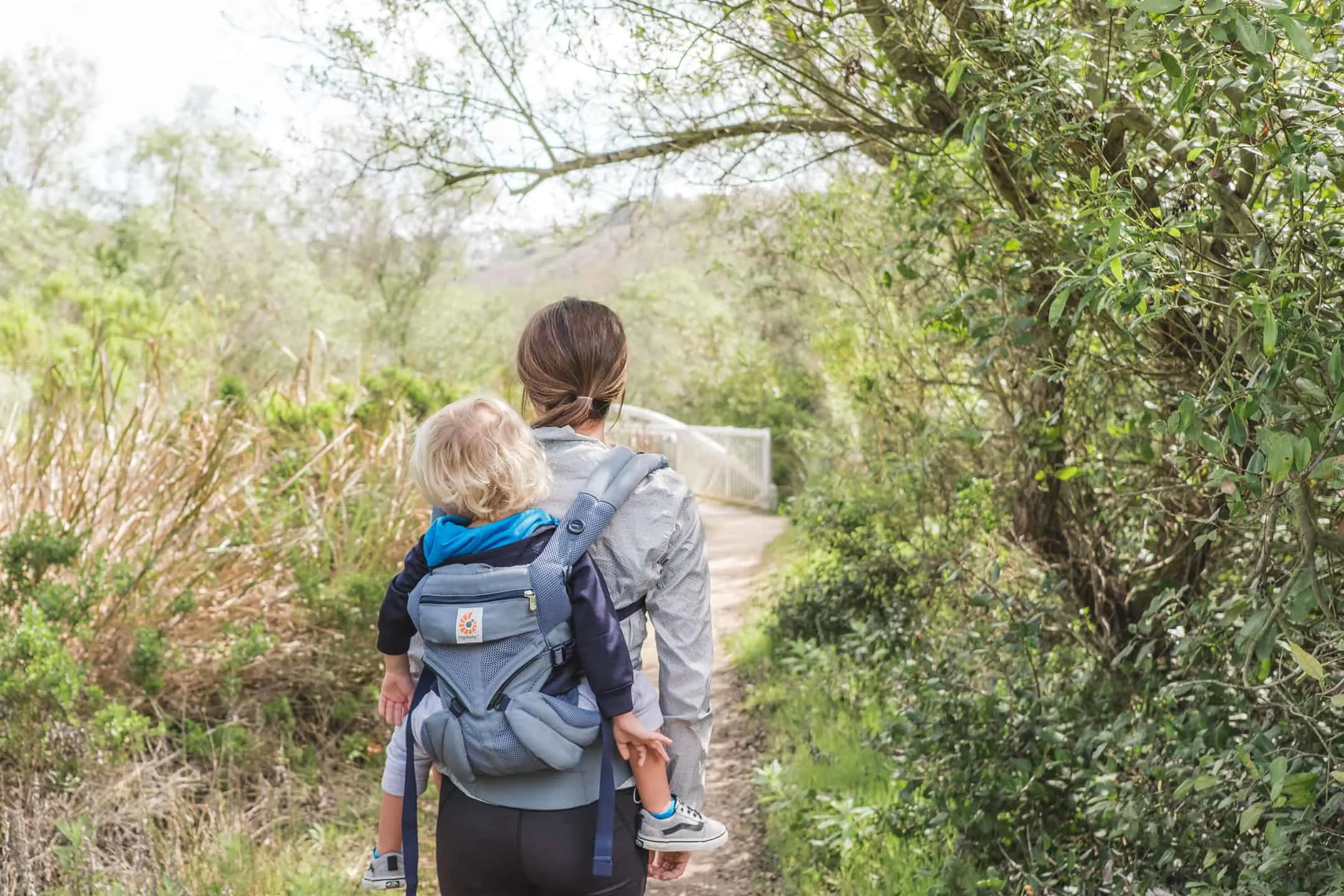 Exploring Southern California with Ergobaby: 5 kid-friendly hikes in Orange County | The new Ergobaby Omni 360 Baby Carrier All-In-One: Cool Air Mesh has become our go-to for our favorite hikes around Southern California. The cool mesh paneling makes it lightweight and breathable. It's perfect for these 5 kid-friendly hikes in Orange County, California. Plus, it carries from infants to toddlers in four different carry positions!