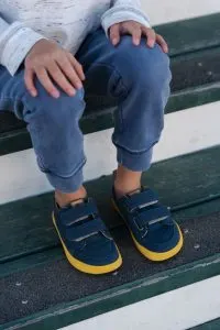 Easy velcro on minimalist shoes for kids