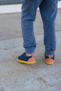 Mukishoes Woozle play are barefoot shoes with fun pops of color!