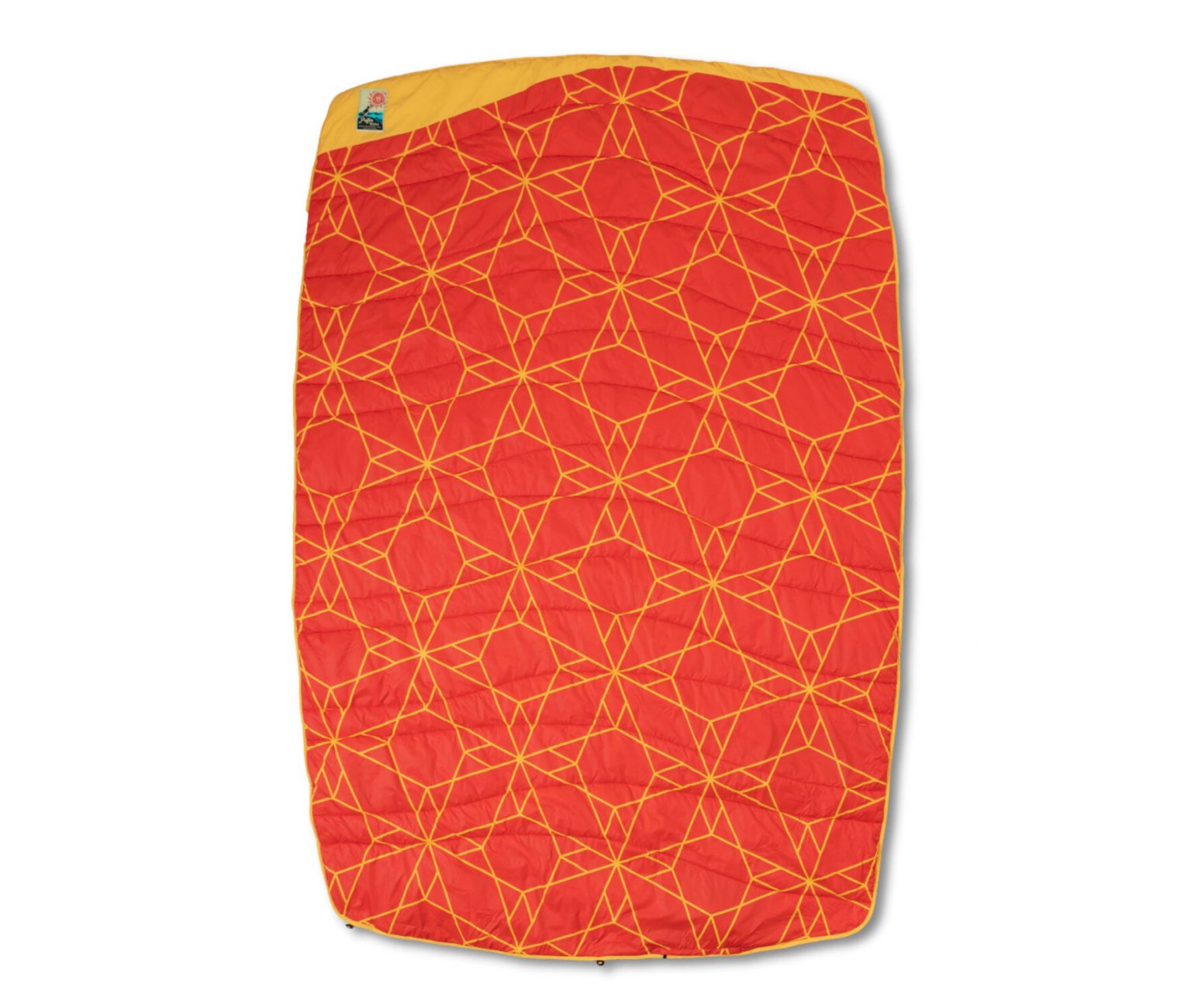 11 Best Camping Blankets Cozy, Warm, and Rugged Enough for the Outdoors